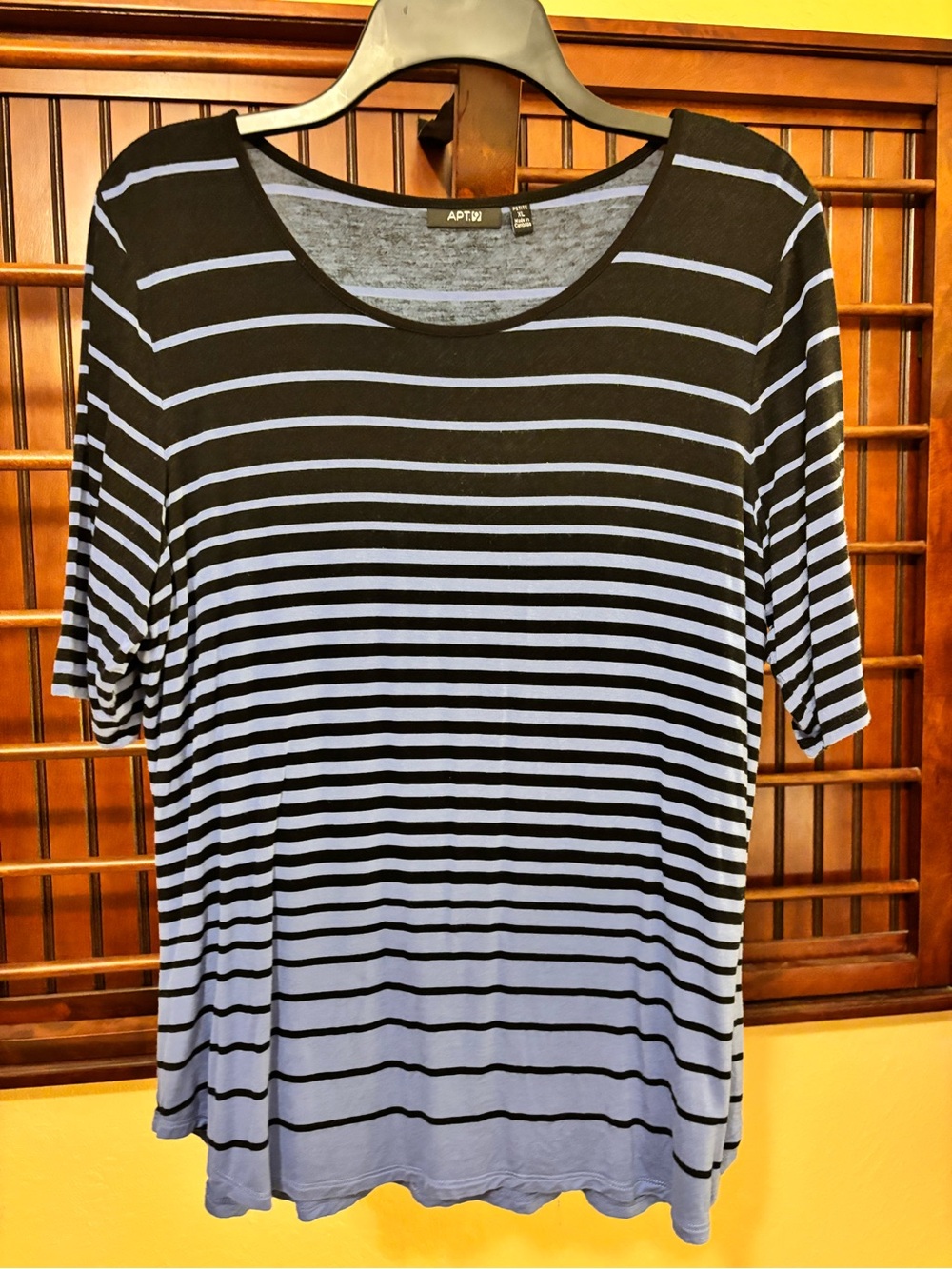 Apt. 9 Black and Light Blue Striped Scoop Neck Short Sleeve Tee - Relaxed Fit